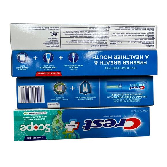 Crest Plus Scope Complete
Whitening MINTY FRESH
STRIPED Toothpaste 5.4 oz 4
Pack - Picture 5 of 5